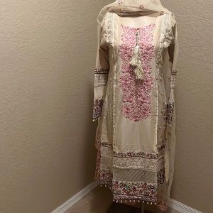 Beautiful shalwar Kameez